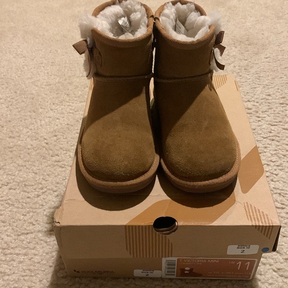 Koolaburra Tan Suede Boots with Bow Accent - Picture 2 of 6